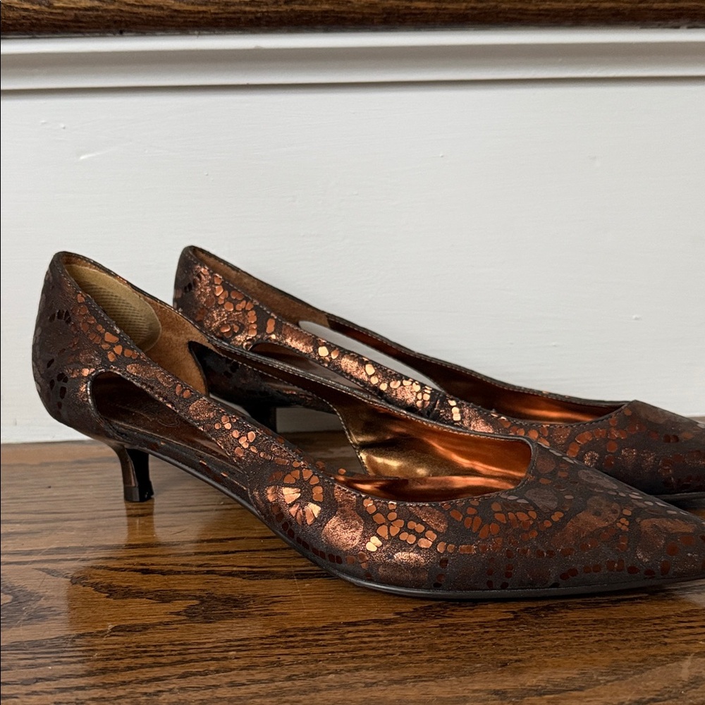 Carlos Santana Metallic Copper and Brown Heels